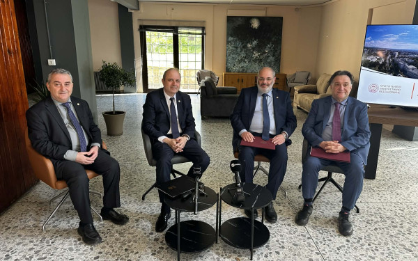 ΑΠΘ: Νέες εστίες, οικονομικά βραβεία, αλλαγές στα προγράμματα σπουδών