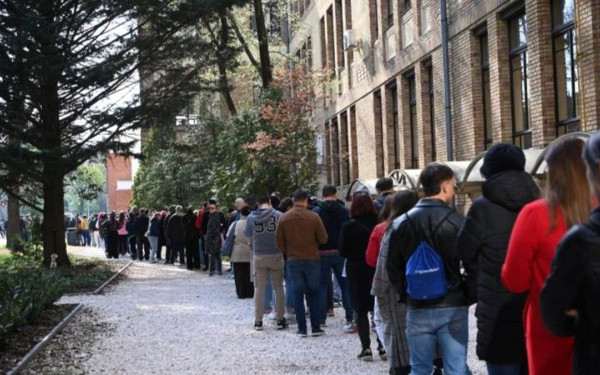 Μία νίκη που ανοίγει δρόμο, αλλά δεν κλείνει τους λογαριασμούς. Του Παύλου Αβραμόπουλου