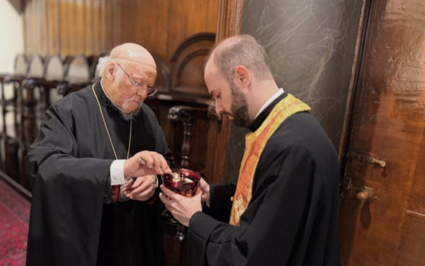 Φανάρι: Ο Οικουμενικός Πατριάρχης στο Μυστήριο του Ιερού Ευχελαίου
