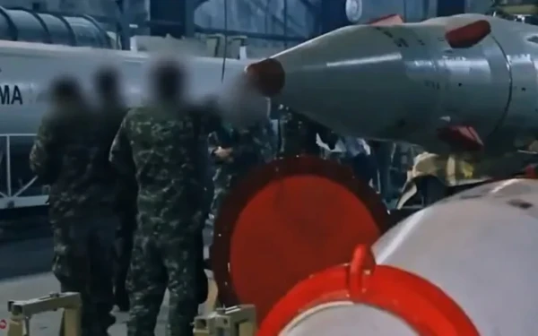 Το Ιράν δημοσιεύει βίντεο από υπόγειες πυραυλικές εγκαταστάσεις