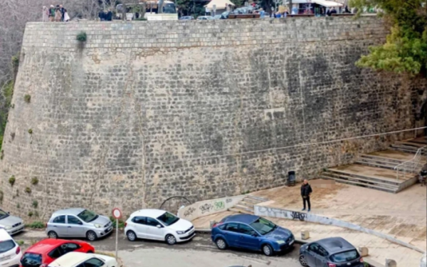 Κρήτη: Κατέληξε ο 94χρονος που έπεσε από ύψος άνω των 8 μέτρων στο Ηράκλειο