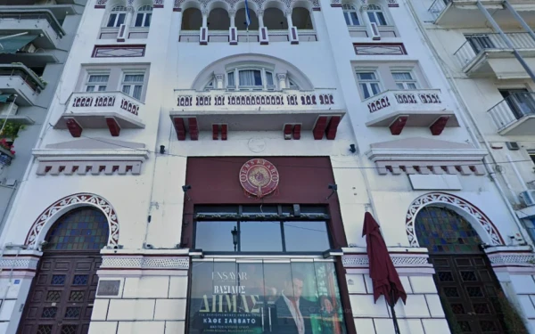 Λέσχη Θεσσαλονίκης: Πώς σώθηκε για δεύτερη φορά από πλειστηριασμό στις... καθυστερήσεις - Έρχεται και τρίτο σφυρί