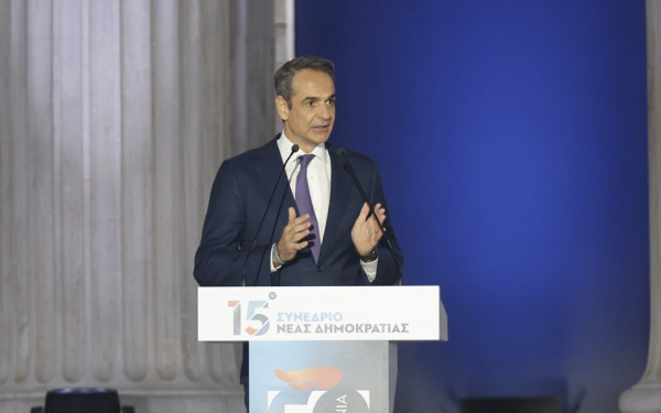 Η επιχείρηση «φυγή προς τα εμπρός» συνεχίζεται