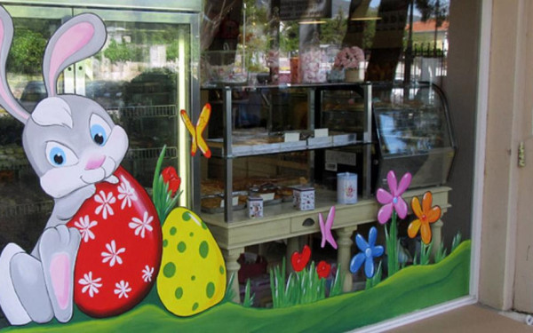 Πάσχα 2026: Σε ισχύ το εορταστικό ωράριο - Αναλυτικά το πρόγραμμα των καταστημάτων