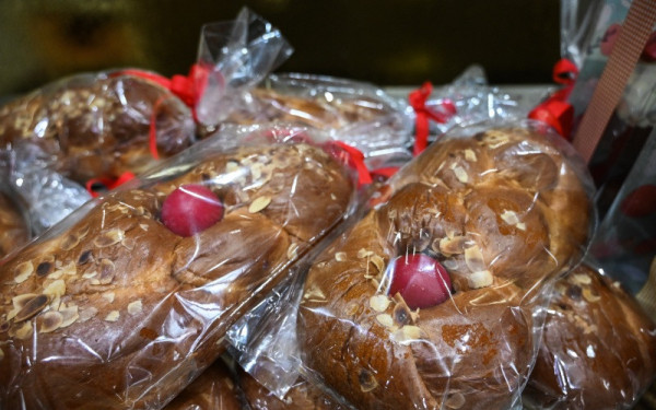 Θεσσαλονίκη: Στα περσινά επίπεδα οι τιμές στα τσουρέκια