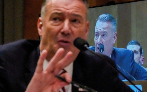 ΗΠΑ: Παραιτείται ο υπηρεσιακός διευθυντής της ICE Τοντ Λάιονς