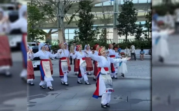 Ιάπωνες χόρεψαν ελληνικούς παραδοσιακούς χορούς στο Τόκιο ανήμερα του Πάσχα - Δείτε βίντεο