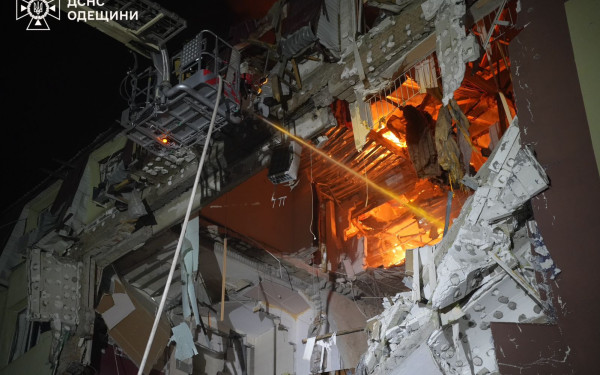 Ουκρανία: Τρεις νεκροί στην Οδησσό από Ρωσική επίθεση (βίντεο)