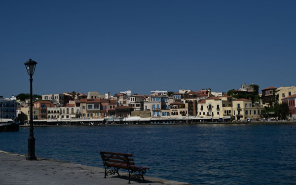 Το Πάσχα οδηγεί στην έναρξη της τουριστικής σεζόν - Κρήτη, Ρόδος, Σαντορίνη στο επίκεντρο