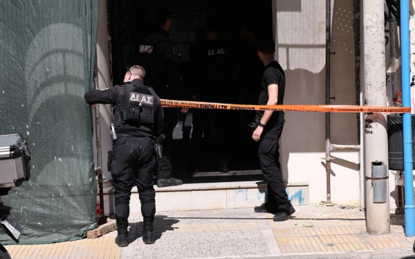 Αθήνα: Απεργία στον ΕΦΚΑ και στάση εργασίας δικαστικών υπαλλήλων στον απόηχο των επιθέσεων του «89χρονου πιστολέρο»