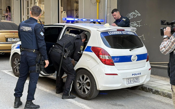 Ληστεία στην Τιθορέα: Για 11 ληστείες τραπεζών και άλλα αδικήματα κατηγορούνται οι 8 συλληφθέντες