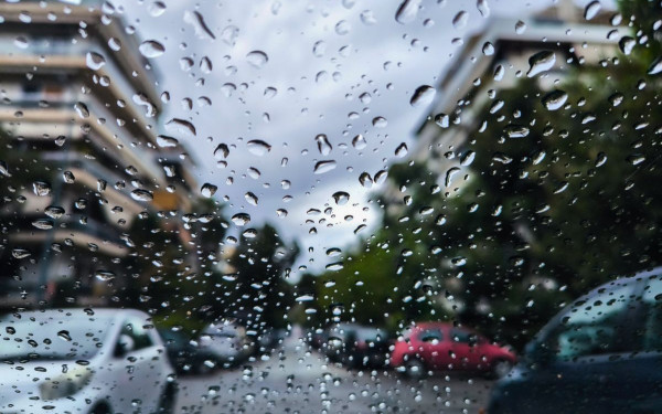 Αλλάζει ο καιρός - Έρχονται βροχές και καταιγίδες με ανέμους έως και εφτά μποφόρ