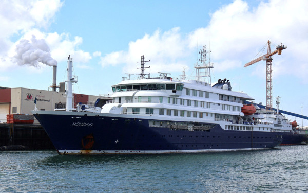 MV Hondius: Απομακρύνθηκαν και οι τελευταίοι επιβάτες - Ο χανταϊός χτυπά με τρία νέα κρούσματα