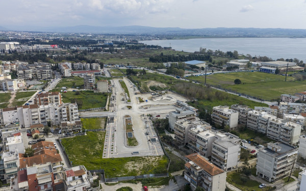 Πάρκινγκ δίπλα από τον σταθμό του μετρό στη Μίκρα σχεδιάζει ο δήμος Καλαμαριάς