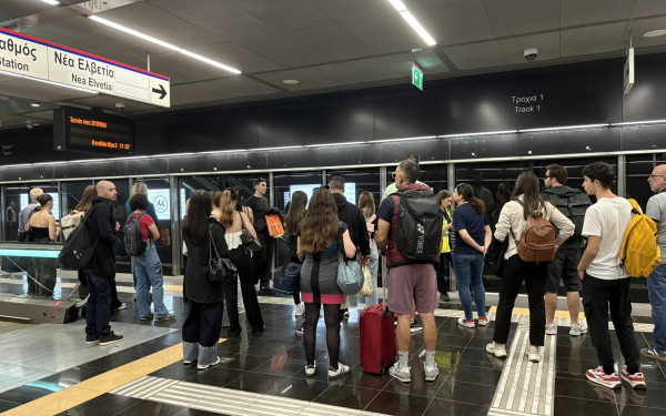 Μετρό Θεσσαλονίκης: Οι συρμοί ξανά στις ράγες - Τι ισχύει με τις προπληρωμένες κάρτες