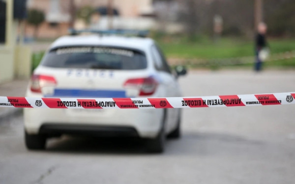 Θεσσαλονίκη: 20χρονο τρανς άτομο εντοπίστηκε νεκρό σε φεγγίτη εμπορικού κέντρου στην οδό Τσιμισκή