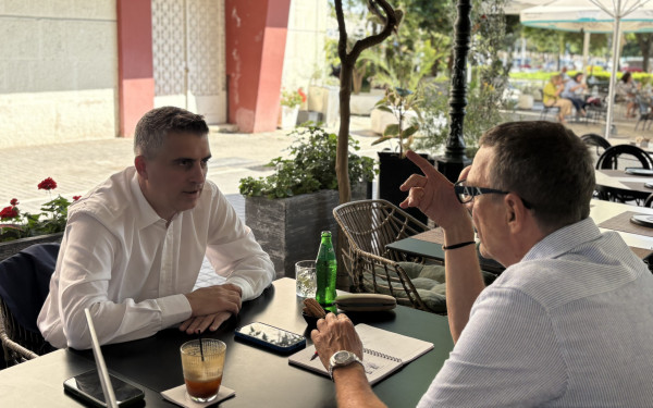  με τον υπουργό Υποδομών και Μεταφορών Χρίστο Δήμα (βίντεο)