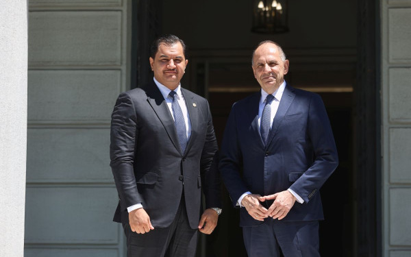 Τον υπαρχηγό του στρατού της Ανατολικής Λιβύης υποδέχθηκε ο Γ. Γεραπετρίτης - Πού επικεντρώθηκε η συζήτηση