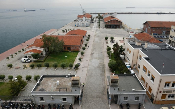Θεσσαλονίκη: Άγνωστη η ταυτότητα της γυναίκας που εντοπίστηκε νεκρή στο λιμάνι Θεσσαλονίκη: Άγνωστη η ταυτότητα της γυναίκας που εντοπίστηκε νεκρή στο λιμάνι