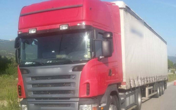 Τουρκία: Παράνομοι διακινητές παράτησαν μετανάστες σε ελαιώνα στην Αϊντίν, λέγοντάς τους ότι έφτασαν στην Ιταλία