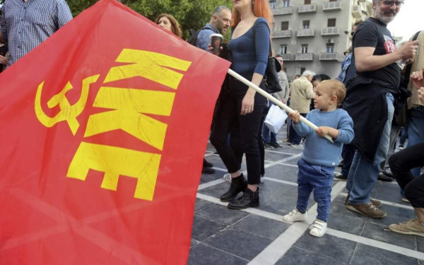 ΚΚΕ: Θα καταθέσει πρόταση για προ ημερήσιας συζήτηση για το έγκλημα των Τεμπών