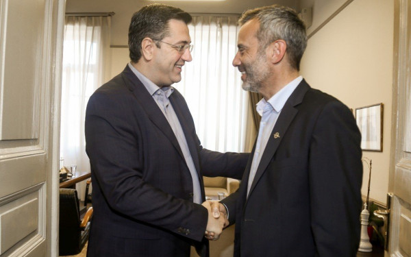 Συμπαράσταση Ζέρβα στον Απ. Τζιτζικώστα