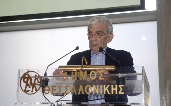  Πυρά Μπουτάρη στους πρώην στενούς του συνεργάτες για την Πλ.Ελευθερίας