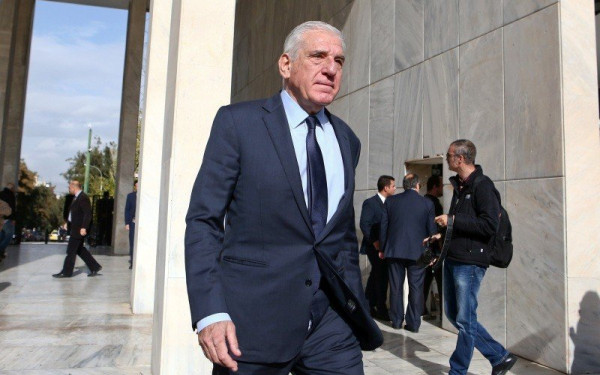 Ενοχή του Γιάννου Παπαντωνίου, της συζύγου και φιλικού τους προσώπου για δωροδοκία, ζήτησε ο εισαγγελέας