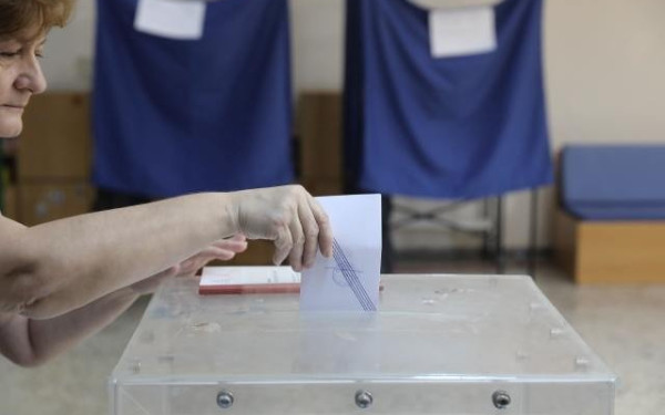 Δημοσκόπηση Opinion Poll: Aπώλειες για τον ΣΥΡΙΖΑ μετά το συνέδριο - Προβάδισμα 20 μονάδων για τη ΝΔ