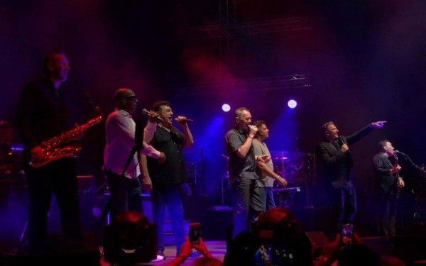 Η συνάντηση Ρέμου – UB40 ήταν λιγότερο πετυχημένη απ’ ό,τι περίμενες 