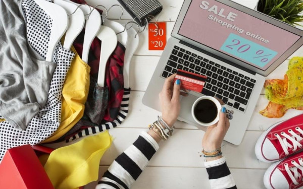 Η ΑΑΔΕ ανεβάζει «στροφές» με τεχνητή νοημοσύνη:  Σαφάρι ελέγχων στο ηλεκτρονικό εμπόριο - Στο στόχαστρο οι ψηφιακές πλατφόρμες