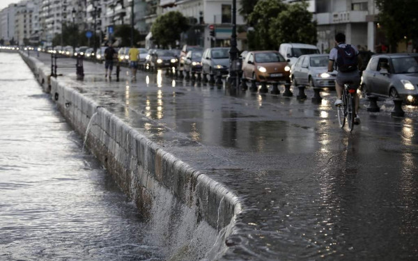 Έκκληση της ΠΚΜ στους πολίτες για την κακοκαιρία "Μπιάνκα": "Περιορίστε τις μετακινήσεις σας"