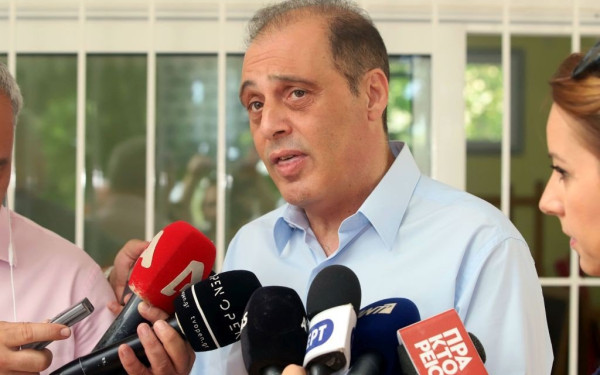 Κάλεσμα Βελόπουλου για συστράτευση των «εθνικών πατριωτικών κομμάτων» που κόπηκαν από τον Άρειο Πάγο 