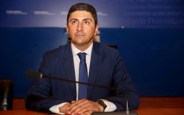 Αυγενάκης: "Δεν αξίζει αυτή η εικόνα στον ελληνικό αθλητισμό"