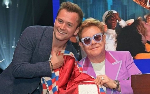 Ο Έλτον Τζον συγκέντρωσε 5,4 εκ. ευρώ για τη μάχη κατά του HIV/AIDS