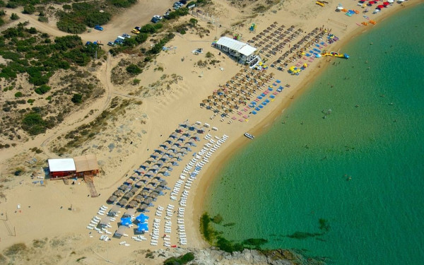 Πόλος έλξης οι "κρυστάλλινοι" Αμμόλοφοι (φωτο)