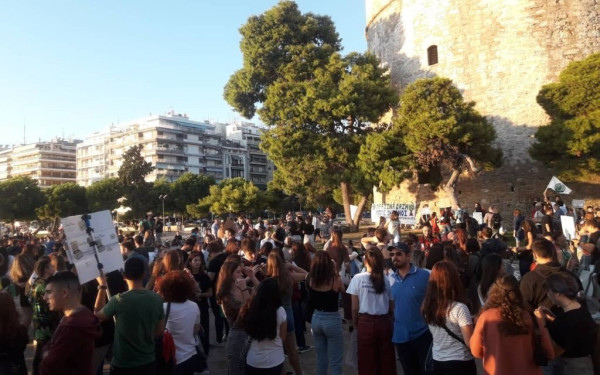 Σε απεργιακό κλοιό σήμερα η χώρα, κατά του νέου εργασιακού νομοσχεδίου 