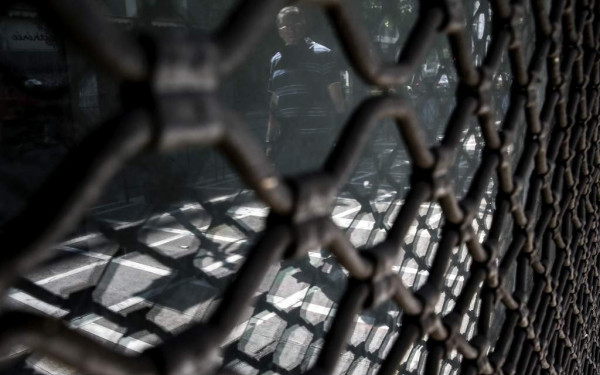 Οι φορολογικές δηλώσεις τελείωσαν. Τα λουκέτα έρχονται…