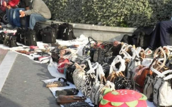 Θεσσαλονίκη: Χειροπέδες σε έξι άτομα για παρεμπόριο 