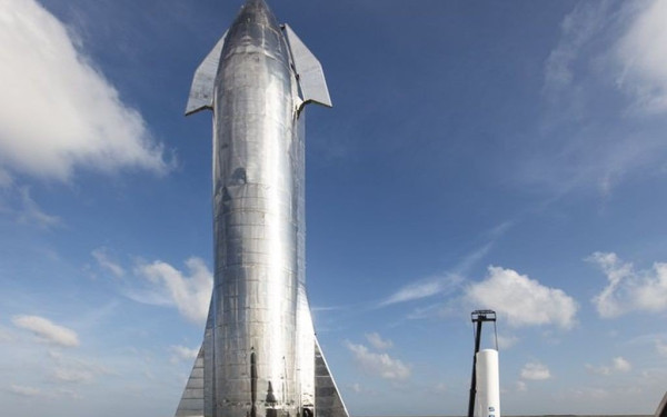 Πρώτη επιτυχής προσεδάφιση για το πρωτότυπο του πυραύλου του Starship της SpaceX (Βίντεο)