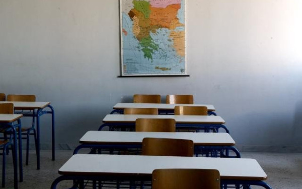 Γ. Γεραπετρίτης: Τα σχολεία θα ανοίξουν σταδιακά, μόνο υπό τους όρους των ειδικών