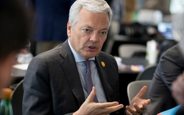 Κατηγορίες για ξέπλυμα μαύρου χρήματος στον υπουργό Εξωτερικών του Βελγίου 