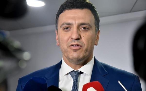 Β. Κικίλιας: Έχουν δοθεί οδηγίες σε κάθε νοσοκομείο για πιθανό κρούσμα κορονοϊού (βίντεο)