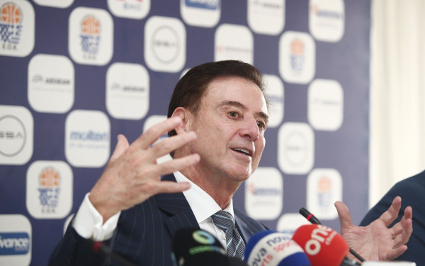 Ρικ Πιτίνο: "Θα παίζουμε σαν πεινασμένοι λύκοι"