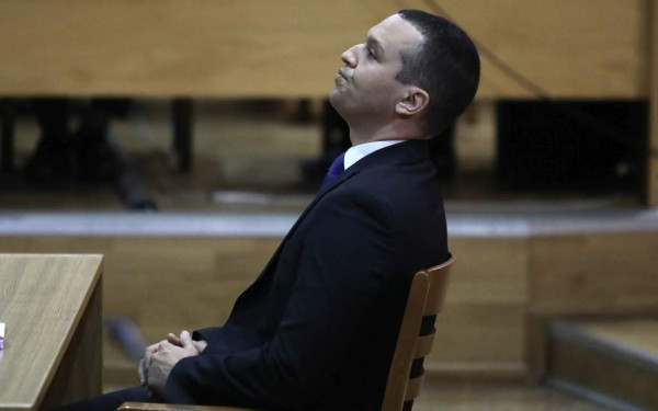 Δικαστήρια Ευελπίδων: Αθωώθηκαν Μιχαλολιάκος, Κασιδιάρης και Ηλιόπουλος - Κατηγορήθηκαν για υποκίνηση ρατσιστικού μίσους