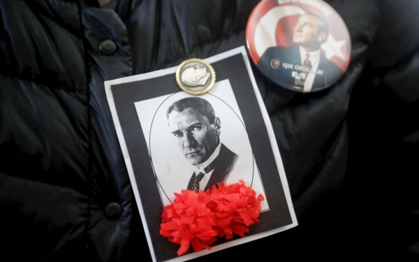 Η Κύπρος αποσύρει σχολικό βιβλίο αγγλικών που αναφέρει τον Κεμάλ Ατατούρκ ως τον μεγαλύτερο ήρωα της Τουρκίας
