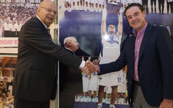 Μπάσκετ: "Σύννεφα" στη συνεργασία του Ρικ Πιτίνο με την Εθνική ομάδα