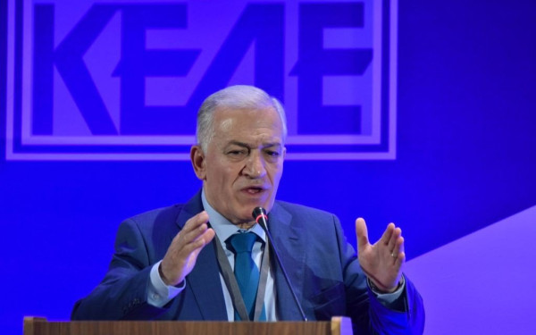 Κυρίζογλου: Δίνει το μισό μισθό του για τις ανάγκες του Κοινωνικού Παντοπωλείου