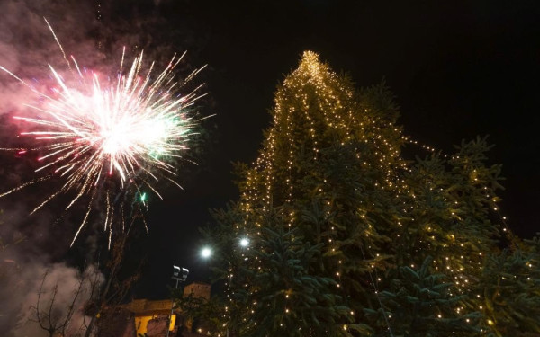 Πρωτοχρονιά με τραυματισμούς από βεγγαλικά στο Μέτσοβο (βίντεο)