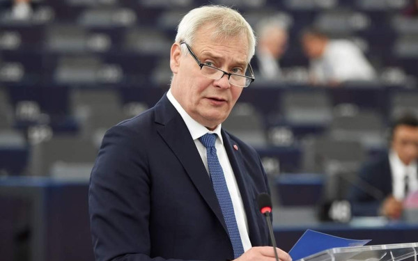 Παραιτήθηκε ο πρωθυπουργός της Φιλανδίας Ρίνε